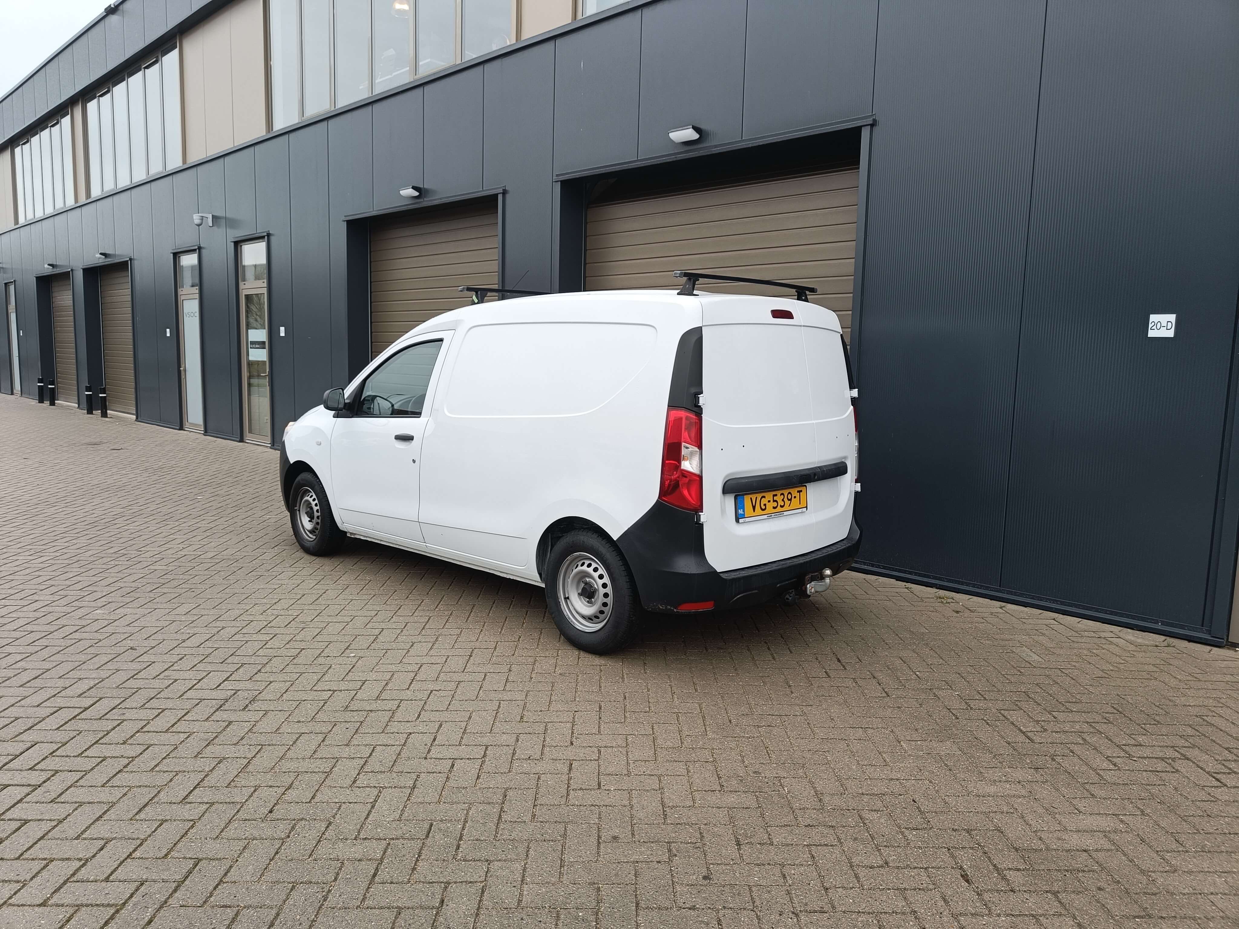 Dacia Bus Voor2